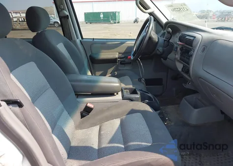 2003 Ford Explorer Sport Trac Xls/Xlt из США, поврежденный, VIN 1FMZU77E53UC81341